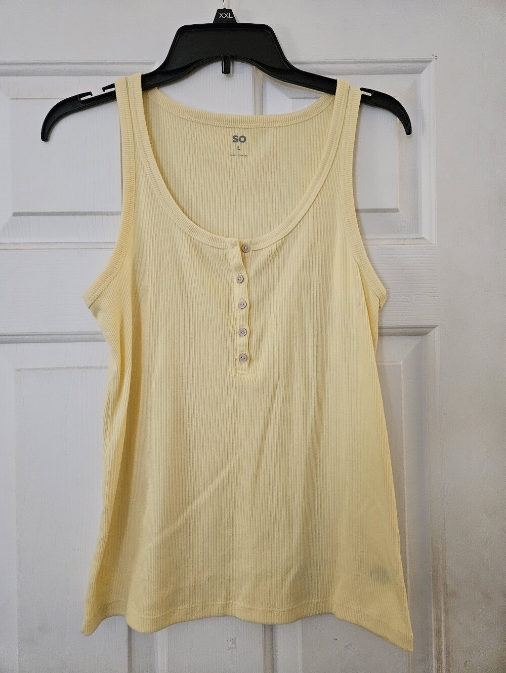 Kohl's Large SO Yellow Ribbed Henley Tank Top